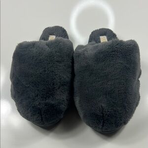 Serra Women's Plush Furry Slippers - Charcoal